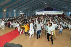 Evening Session & Ravisabha - Divya Murti Pratishtha, Divyabaug Nadiad