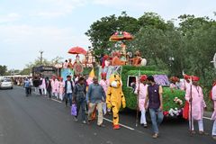 Vadtal Padyatra & Samaiyu - Divya Murti Pratishtha, Divyabaug Nadiad