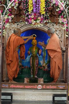 Ghanshyam Maharaj Special Photos